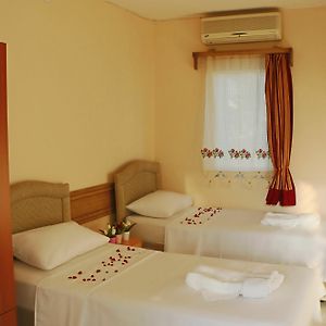 Standard Zimmer mit zwei Einzelbetten